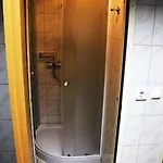 ホステル Tej